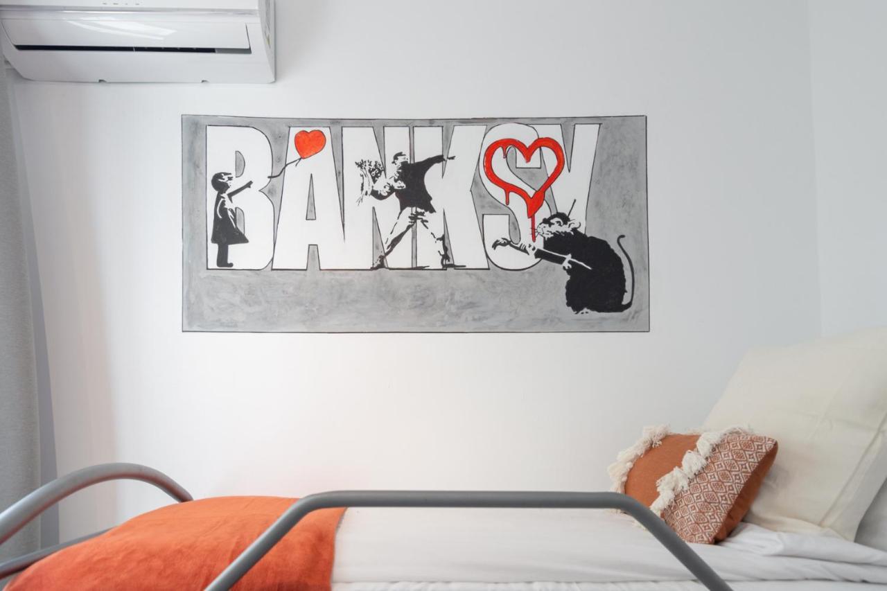 Exclusive Banksy Downtown, By Monaro***** Apartment Madrid Exterior foto