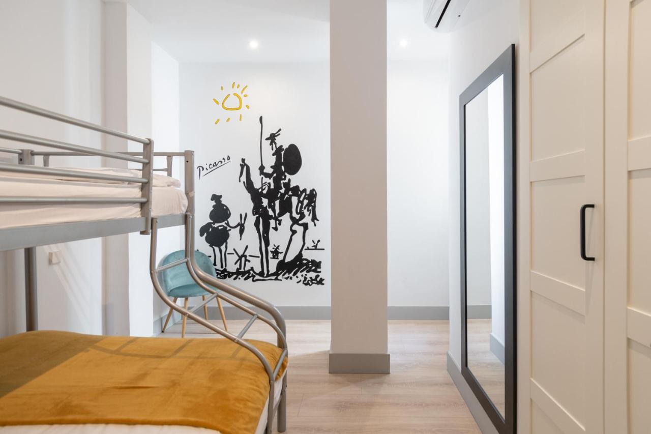 Exclusive Banksy Downtown, By Monaro***** Apartment Madrid Exterior foto